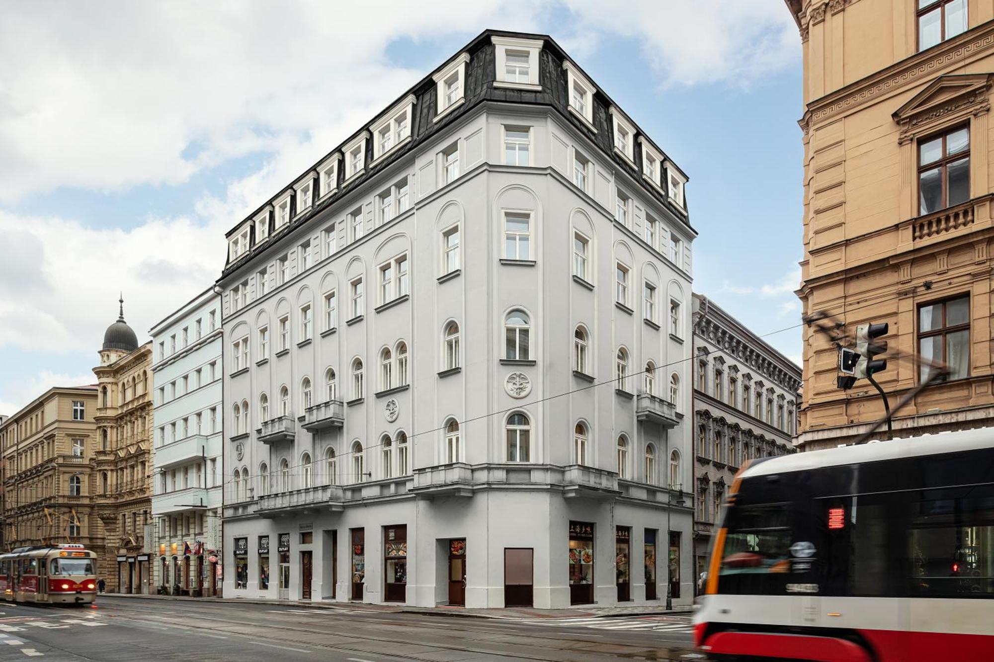 R16 Residences Прага Екстериор снимка