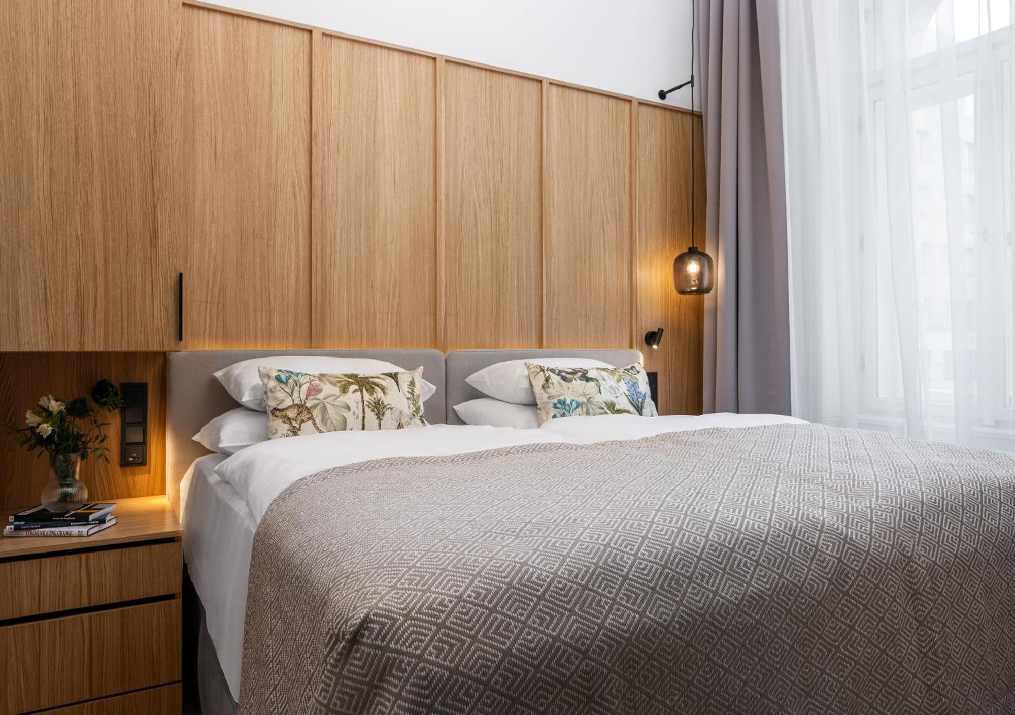 R16 Residences Прага Екстериор снимка